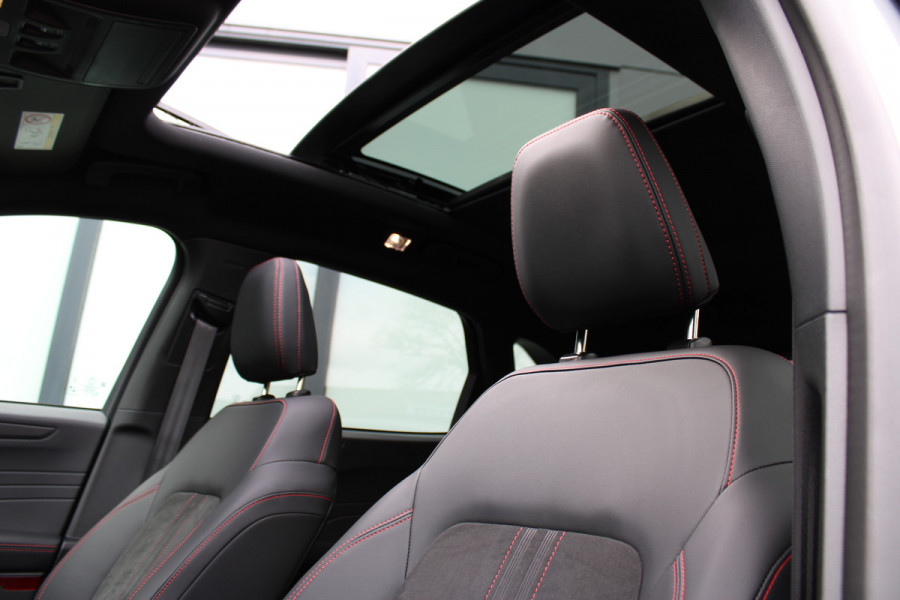 Ford Kuga 2.5 PHEV ST-Line X | Trekhaak | Panoramadak | B&O | BLIS | Head-Up