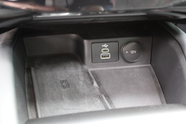 Ford Kuga 2.5 PHEV ST-Line X | Trekhaak | Panoramadak | B&O | BLIS | Head-Up