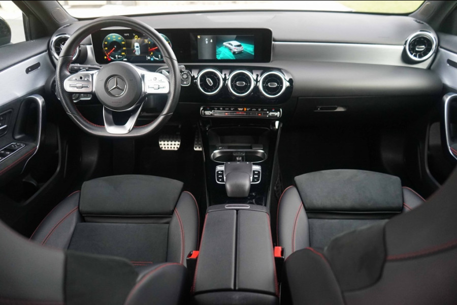 Mercedes-Benz A-Klasse 220 AMG 2.0 190PK Night-pakket