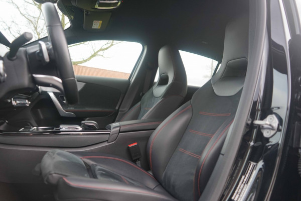 Mercedes-Benz A-Klasse 220 AMG 2.0 190PK Night-pakket