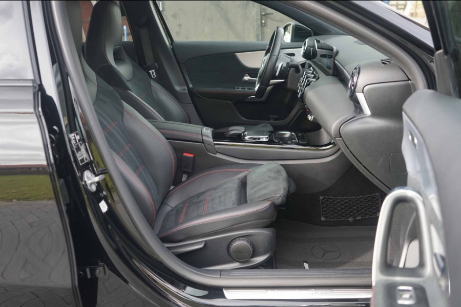 Mercedes-Benz A-Klasse 220 AMG 2.0 190PK Night-pakket