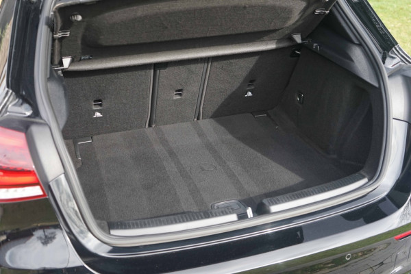 Mercedes-Benz A-Klasse 220 AMG 2.0 190PK Night-pakket