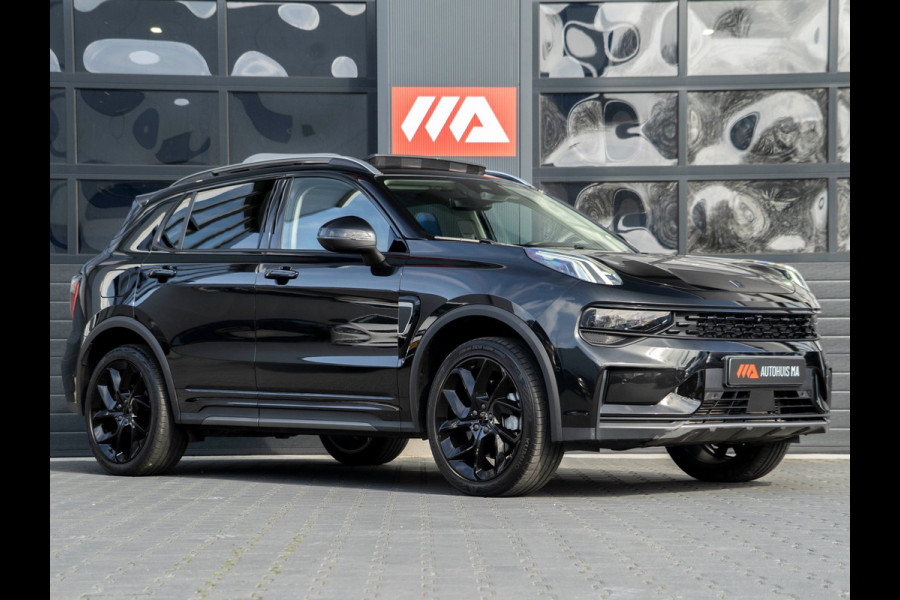 Lynk & Co 01 1.5 Black Edition Panoramadak|Camera|ACC|Stoelverwarming|Navi|Carplay