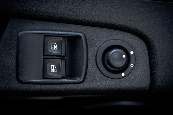 Renault Trafic 2.0 Blue dCi 110 L2H1 | Incl.BPM | Marge | 8-Zits | LED | Navi | Cruise | Airco