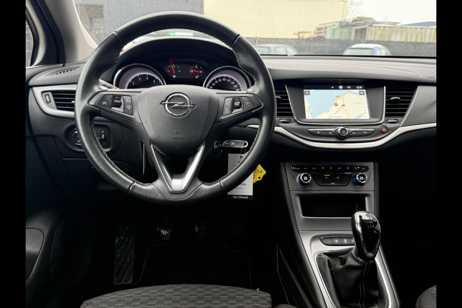 Opel Astra Sports Tourer 1.2 Business Edition 2e Eigenaar,Apple Carplay,Airco,Camera,Cruise,PDC,Trekhaak,N.A.P,APK tot 07-2026