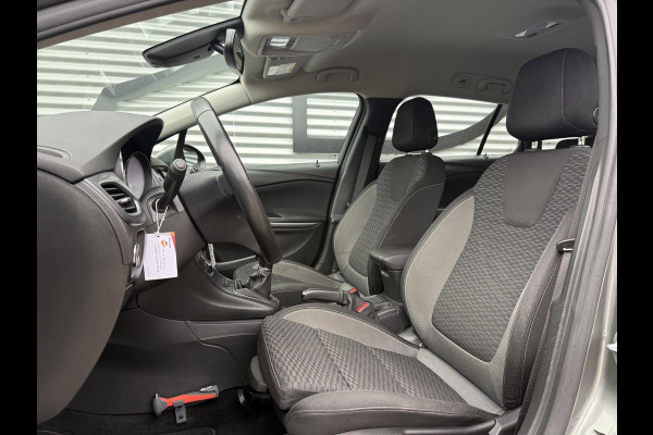 Opel Astra Sports Tourer 1.2 Business Edition 2e Eigenaar,Apple Carplay,Airco,Camera,Cruise,PDC,Trekhaak,N.A.P,APK tot 07-2026