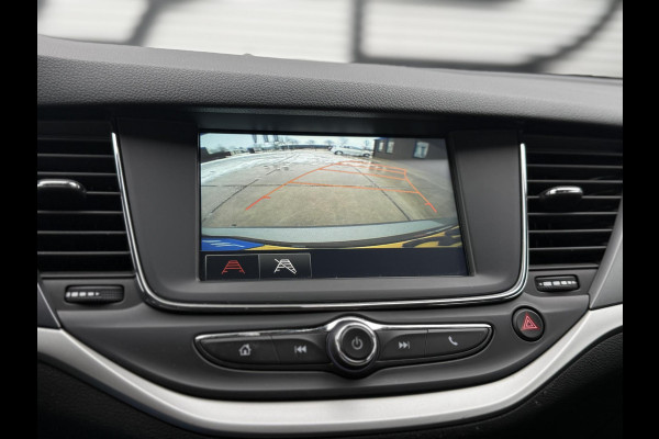 Opel Astra Sports Tourer 1.2 Business Edition 2e Eigenaar,Apple Carplay,Airco,Camera,Cruise,PDC,Trekhaak,N.A.P,APK tot 07-2026