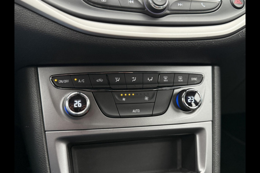 Opel Astra Sports Tourer 1.2 Business Edition 2e Eigenaar,Apple Carplay,Airco,Camera,Cruise,PDC,Trekhaak,N.A.P,APK tot 07-2026