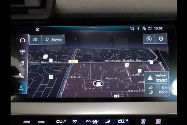 Audi A3 Sportback 30 TFSI S edition 110 pk S-tronic | Navigatie | Panoramadak | Parkeersensoren (Park assist) | S-Line |
