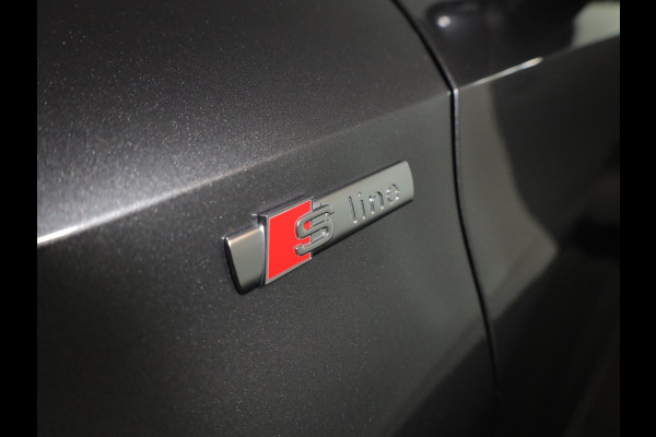 Audi A3 Sportback 30 TFSI S edition 110 pk S-tronic | Navigatie | Panoramadak | Parkeersensoren (Park assist) | S-Line |