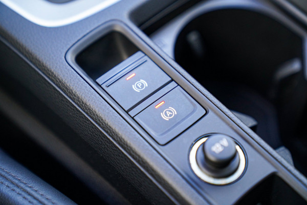 Audi Q3 Sportback 45 TFSI e S Edition | Panorama | Virtual | Matrix LED | Elektrisch trekhaak | Adaptieve Cruise control | 20 inch