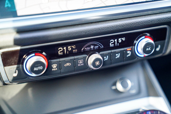 Audi Q3 Sportback 45 TFSI e S Edition | Panorama | Virtual | Matrix LED | Elektrisch trekhaak | Adaptieve Cruise control | 20 inch