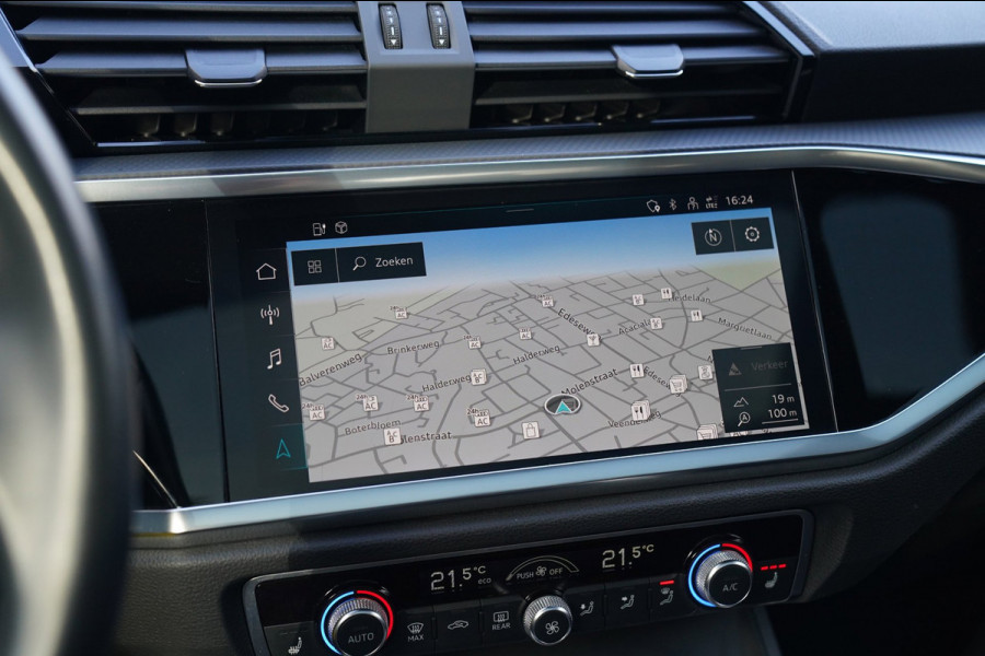 Audi Q3 Sportback 45 TFSI e S Edition | Panorama | Virtual | Matrix LED | Elektrisch trekhaak | Adaptieve Cruise control | 20 inch