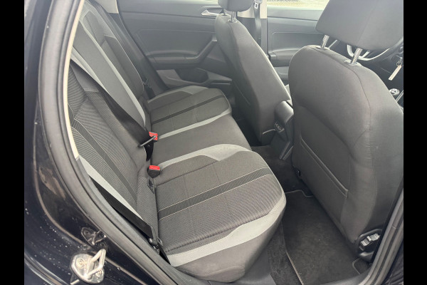 Volkswagen Polo 1.0 TSI Highline Panorama Led Clima PDC 2018 116PK