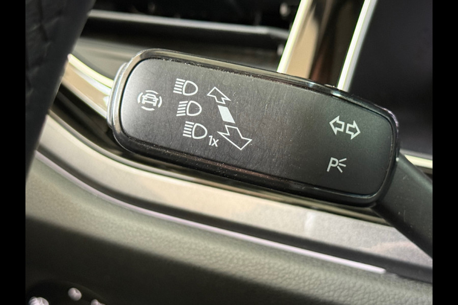 Volkswagen Polo 1.0 TSI Style | DSG | Navi | IQ.LED | Licht + Zicht | Discover Pro | Camera | Stoelverwarming | Virtual | Matrix