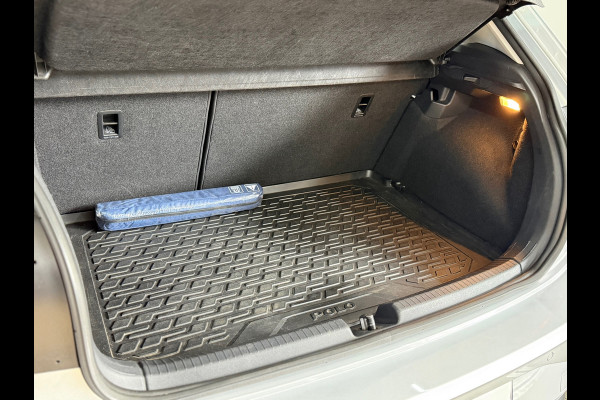 Volkswagen Polo 1.0 TSI Style | DSG | Navi | IQ.LED | Licht + Zicht | Discover Pro | Camera | Stoelverwarming | Virtual | Matrix