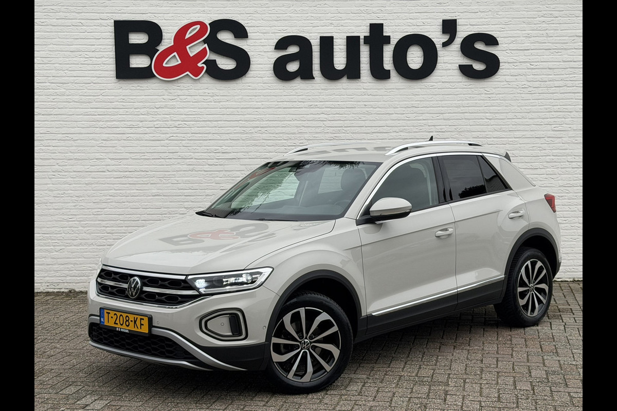 Volkswagen T-Roc 1.5 TSI Automaat Pdc V+A Carplay Clima Stoelverwarming Full Led Cruise