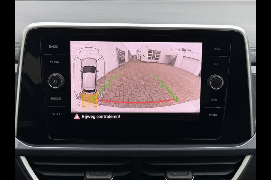 Volkswagen T-Roc 1.5 TSI Automaat Pdc V+A Carplay Clima Stoelverwarming Full Led Cruise