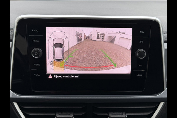 Volkswagen T-Roc 1.5 TSI Automaat Pdc V+A Carplay Clima Stoelverwarming Full Led Cruise