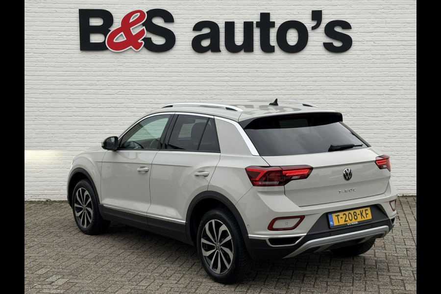 Volkswagen T-Roc 1.5 TSI Automaat Pdc V+A Carplay Clima Stoelverwarming Full Led Cruise