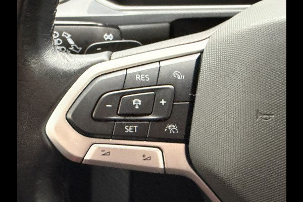 Volkswagen T-Roc 1.5 TSI Automaat Pdc V+A Carplay Clima Stoelverwarming Full Led Cruise