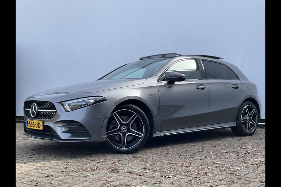 Mercedes-Benz A-Klasse 250 e PHEV Solution AMG Limited Business