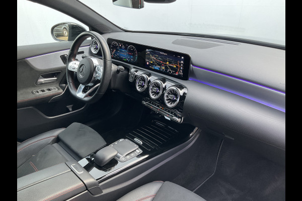 Mercedes-Benz A-Klasse 250 e PHEV Solution AMG Limited Business