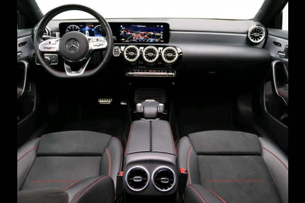 Mercedes-Benz A-Klasse 250 e PHEV Solution AMG Limited Business