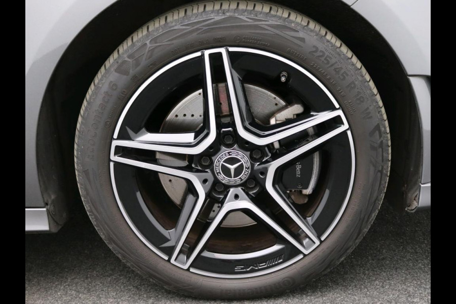 Mercedes-Benz A-Klasse 250 e PHEV Solution AMG Limited Business