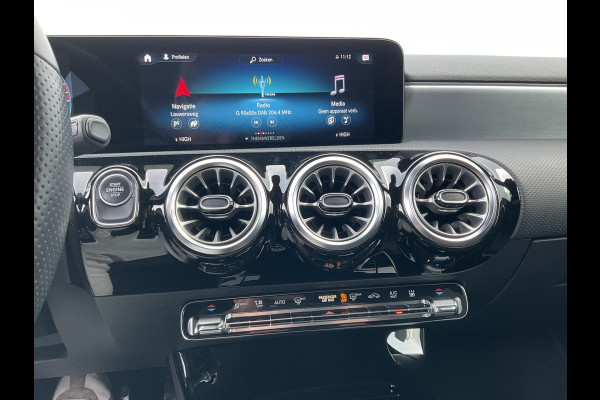 Mercedes-Benz A-Klasse 250 e PHEV Solution AMG Limited Business