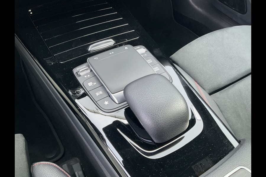 Mercedes-Benz A-Klasse 250 e PHEV Solution AMG Limited Business