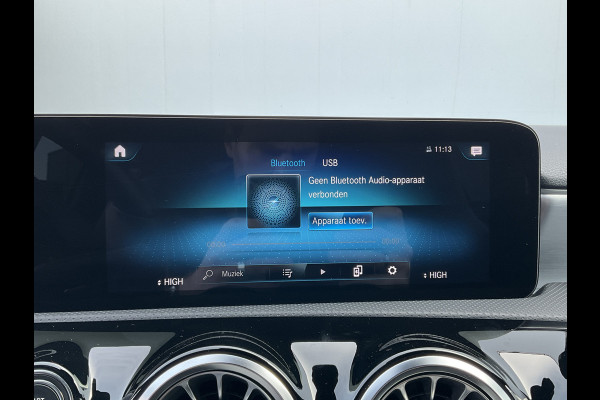 Mercedes-Benz A-Klasse 250 e PHEV Solution AMG Limited Business