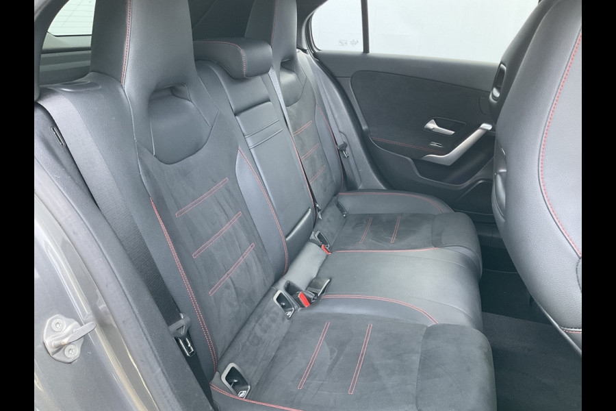 Mercedes-Benz A-Klasse 250 e PHEV Solution AMG Limited Business