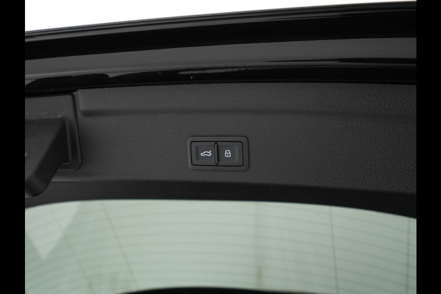 Audi RS Q3 Sportback TFSI quattro *PANO | LEATHER | FULL-LED | ADAPTIVE-CRUISE | BANG&OLUFSEN | TOP-VIEW | HEATED-SPORTSEATS | DIGI-COCKPIT | PRIVACY-GLASS | SHIFT-PADDLES | AMBIENT-LIGHT | ECC | PDC | 21''ALU*