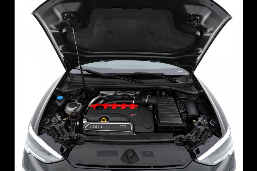 Audi RS Q3 Sportback TFSI quattro *PANO | LEATHER | FULL-LED | ADAPTIVE-CRUISE | BANG&OLUFSEN | TOP-VIEW | HEATED-SPORTSEATS | DIGI-COCKPIT | PRIVACY-GLASS | SHIFT-PADDLES | AMBIENT-LIGHT | ECC | PDC | 21''ALU*