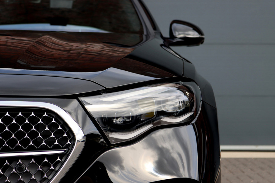 Mercedes-Benz E-Klasse Estate 300 e AMG Line | Distronic+ | Memory | Burmester | Surround Camera | Trekhaak | Digital Light | Keyless Go | Zonweringspakket | Nightpakket |