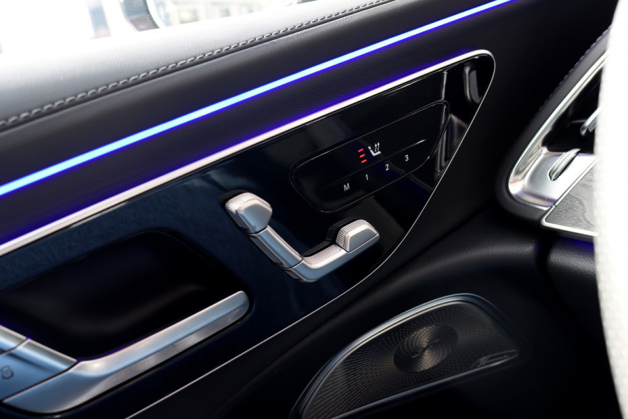 Mercedes-Benz E-Klasse Estate 300 e AMG Line | Distronic+ | Memory | Burmester | Surround Camera | Trekhaak | Digital Light | Keyless Go | Zonweringspakket | Nightpakket |