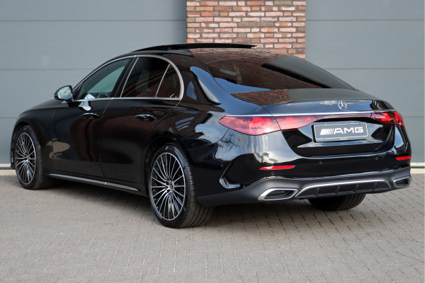 Mercedes-Benz E-Klasse 450 d 4MATIC AMG Line | Hyperscreen | Luchtvering | Achterasbesturing | Standkachel | Nappa Leder | Stoelventilatie | Trekhaak | Distronic+ | HUD | Massage | 3D-Display |