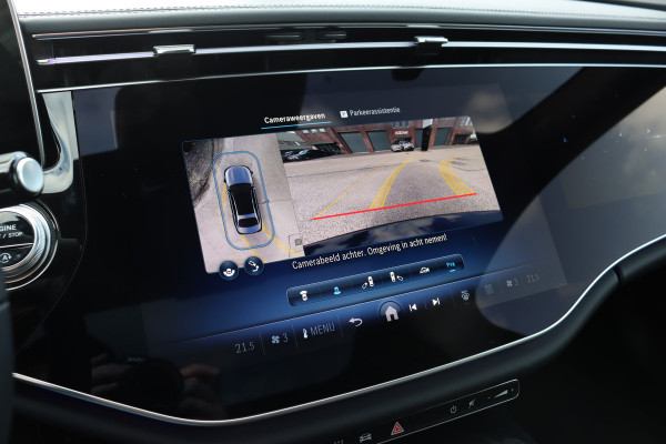 Mercedes-Benz E-Klasse 450 d 4MATIC AMG Line | Hyperscreen | Luchtvering | Achterasbesturing | Standkachel | Nappa Leder | Stoelventilatie | Trekhaak | Distronic+ | HUD | Massage | 3D-Display |