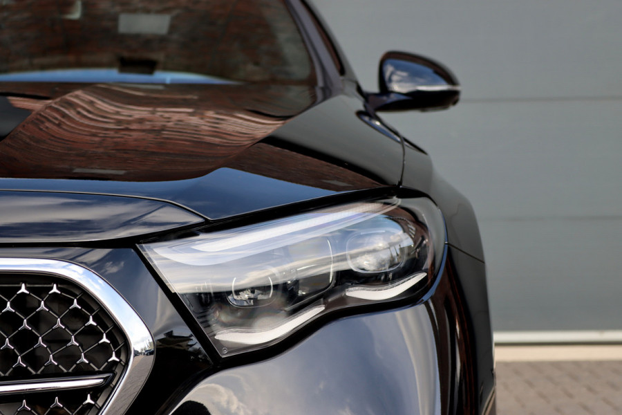 Mercedes-Benz E-Klasse 450 d 4MATIC AMG Line | Hyperscreen | Luchtvering | Achterasbesturing | Standkachel | Nappa Leder | Stoelventilatie | Trekhaak | Distronic+ | HUD | Massage | 3D-Display |