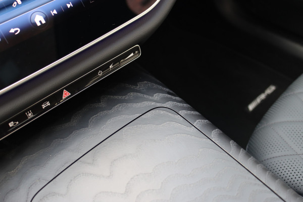 Mercedes-Benz E-Klasse 450 d 4MATIC AMG Line | Hyperscreen | Luchtvering | Achterasbesturing | Standkachel | Nappa Leder | Stoelventilatie | Trekhaak | Distronic+ | HUD | Massage | 3D-Display |