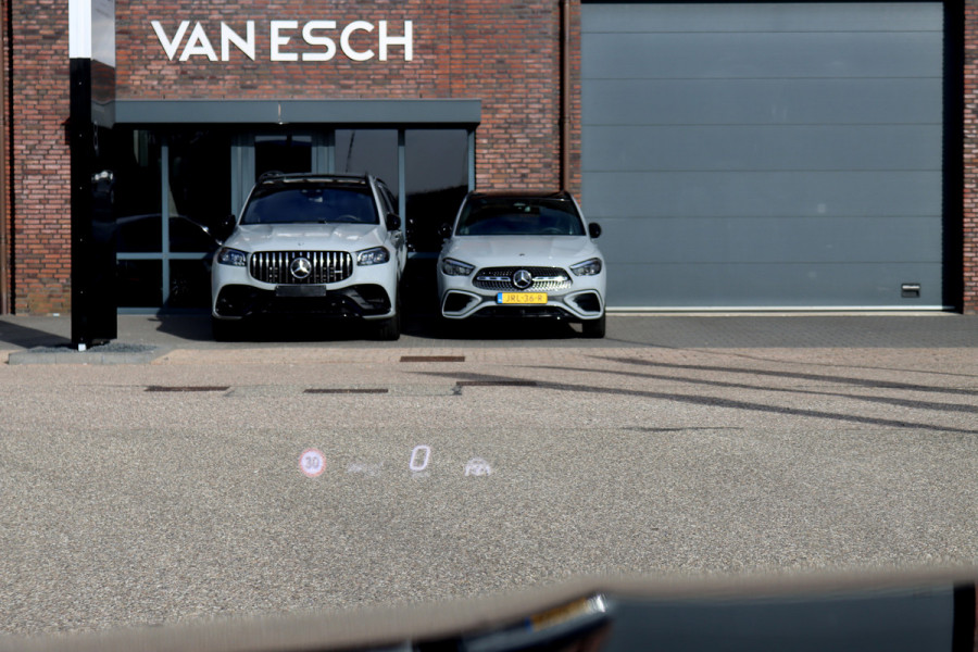 Mercedes-Benz E-Klasse 450 d 4MATIC AMG Line | Hyperscreen | Luchtvering | Achterasbesturing | Standkachel | Nappa Leder | Stoelventilatie | Trekhaak | Distronic+ | HUD | Massage | 3D-Display |