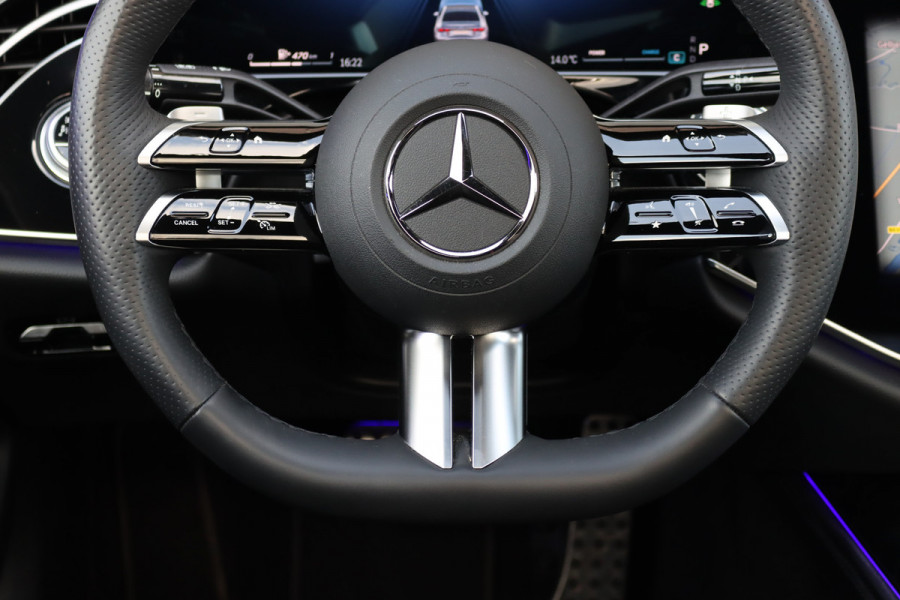 Mercedes-Benz E-Klasse 450 d 4MATIC AMG Line | Hyperscreen | Luchtvering | Achterasbesturing | Standkachel | Nappa Leder | Stoelventilatie | Trekhaak | Distronic+ | HUD | Massage | 3D-Display |