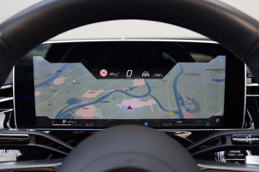 Mercedes-Benz E-Klasse 450 d 4MATIC AMG Line | Hyperscreen | Luchtvering | Achterasbesturing | Standkachel | Nappa Leder | Stoelventilatie | Trekhaak | Distronic+ | HUD | Massage | 3D-Display |