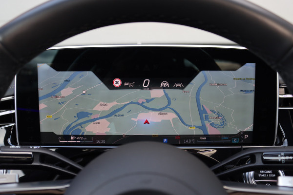 Mercedes-Benz E-Klasse 450 d 4MATIC AMG Line | Hyperscreen | Luchtvering | Achterasbesturing | Standkachel | Nappa Leder | Stoelventilatie | Trekhaak | Distronic+ | HUD | Massage | 3D-Display |