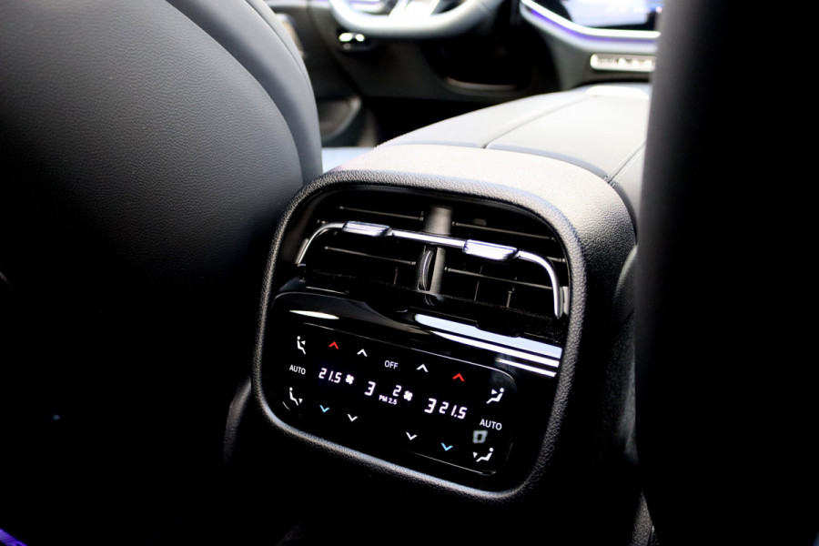 Mercedes-Benz E-Klasse 450 d 4MATIC AMG Line | Hyperscreen | Luchtvering | Achterasbesturing | Standkachel | Nappa Leder | Stoelventilatie | Trekhaak | Distronic+ | HUD | Massage | 3D-Display |