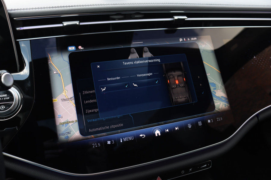 Mercedes-Benz E-Klasse 450 d 4MATIC AMG Line | Hyperscreen | Luchtvering | Achterasbesturing | Standkachel | Nappa Leder | Stoelventilatie | Trekhaak | Distronic+ | HUD | Massage | 3D-Display |