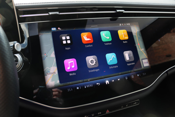 Mercedes-Benz E-Klasse 450 d 4MATIC AMG Line | Hyperscreen | Luchtvering | Achterasbesturing | Standkachel | Nappa Leder | Stoelventilatie | Trekhaak | Distronic+ | HUD | Massage | 3D-Display |