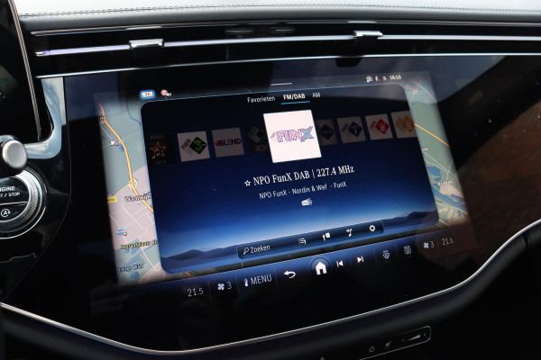 Mercedes-Benz E-Klasse 450 d 4MATIC AMG Line | Hyperscreen | Luchtvering | Achterasbesturing | Standkachel | Nappa Leder | Stoelventilatie | Trekhaak | Distronic+ | HUD | Massage | 3D-Display |