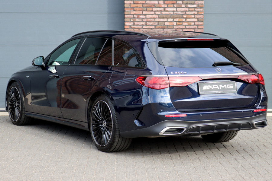 Mercedes-Benz E-Klasse Estate 300 e AMG Line | Distronic+ | Memory | Burmester | Surround Camera | Trekhaak | Digital Light | Keyless Go | Nightpakket |
